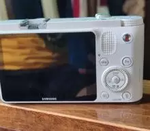 كاميرا سامسونج مستعملة للبيع