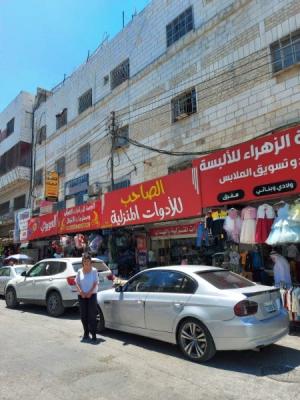 مجمع تجاري للبيع في الخليل - الزاوية