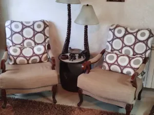 اثاث شبه جديد جدا