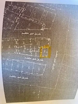 عقار للبيع في موقع حيوي طولكرم