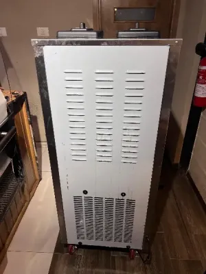 ماكنة صنع البوظة الامريكية